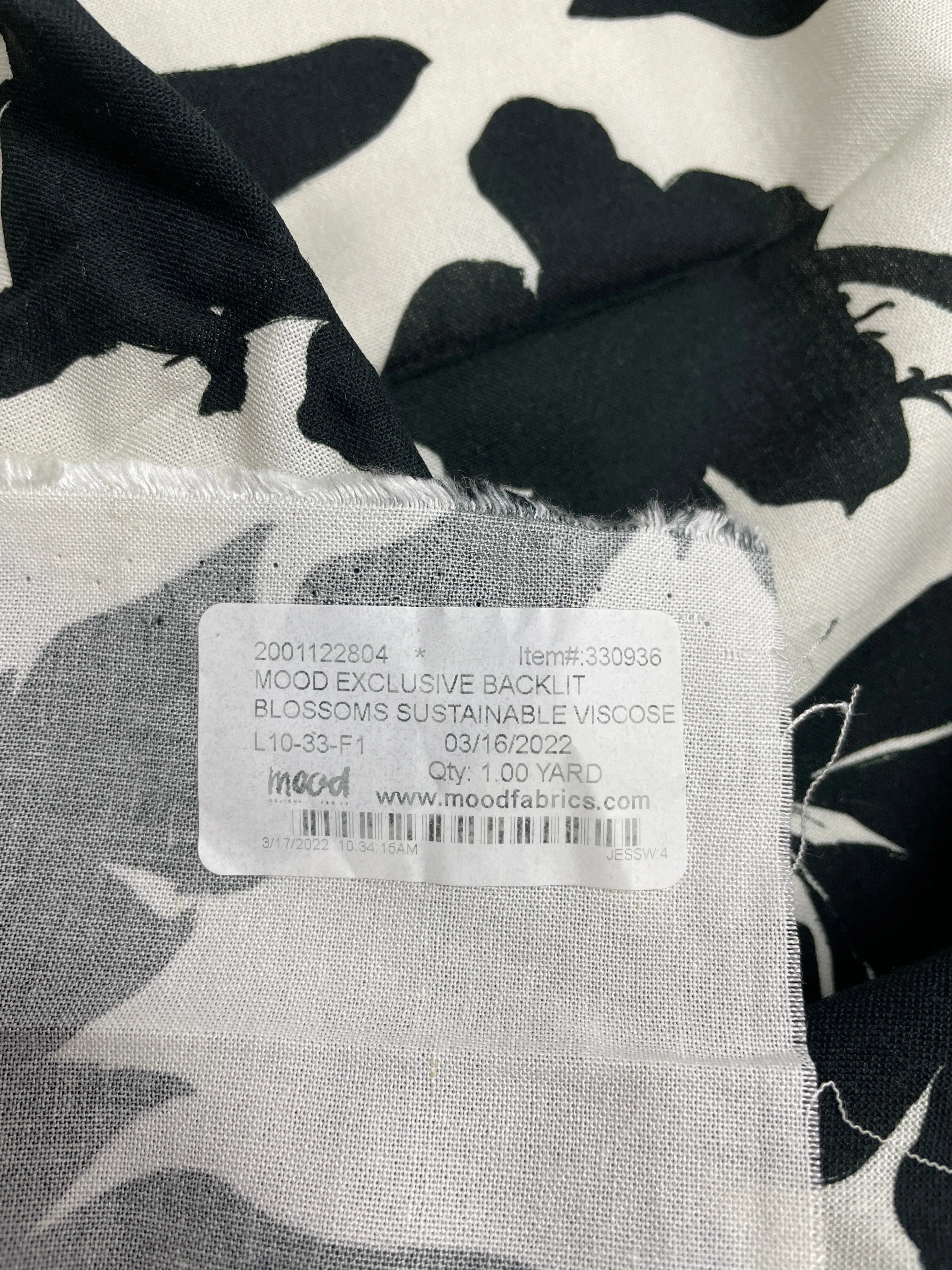 1 YD Viscose - Off White with Black Flowers