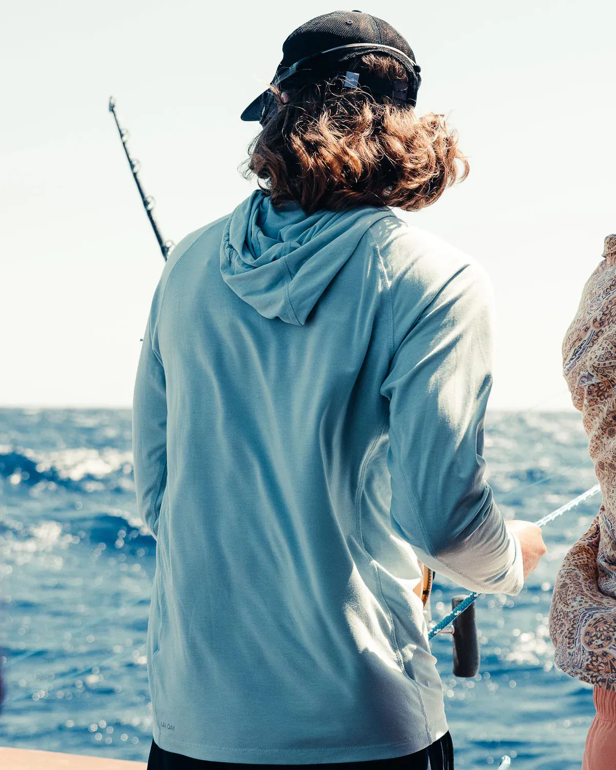 BILLFISH Teak Hooded Long Sleeve