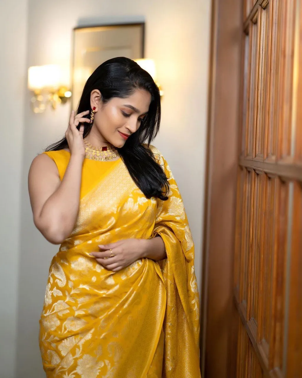 Charming Yellow Soft Silk Saree With Invaluable Blouse Piece