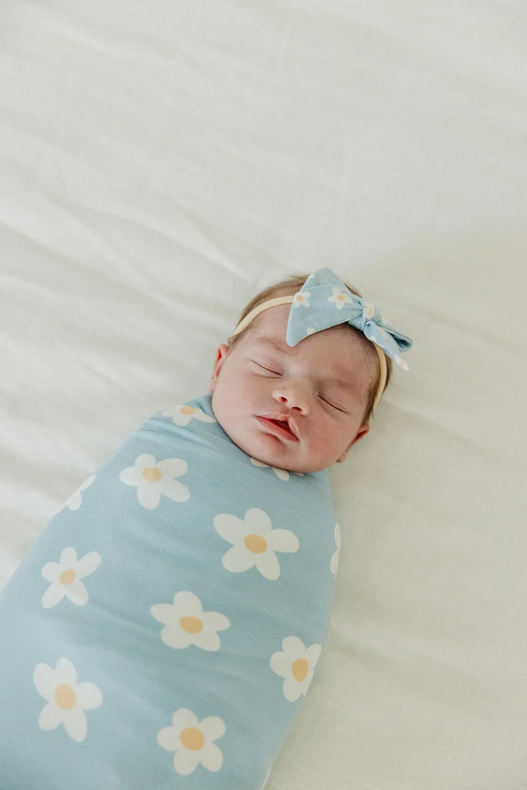 Classic Nylon Bow - Della