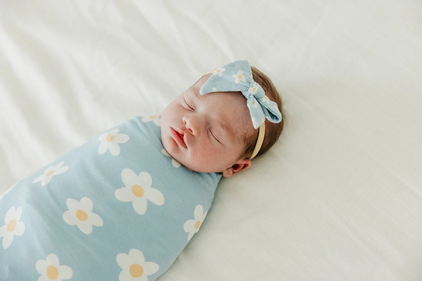 Classic Nylon Bow - Della