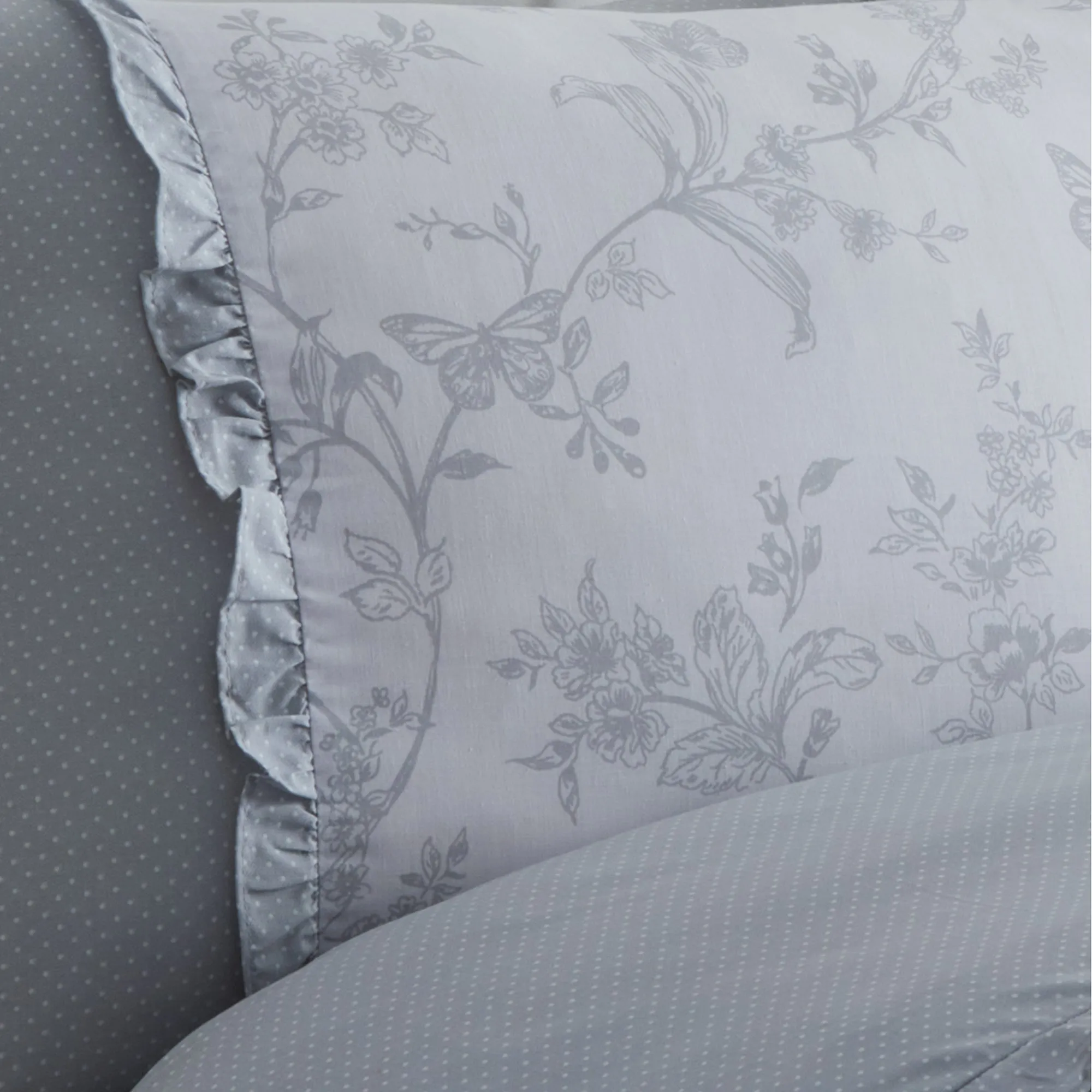 Dreams & Drapes Kristen Duvet Cover Set - Grey