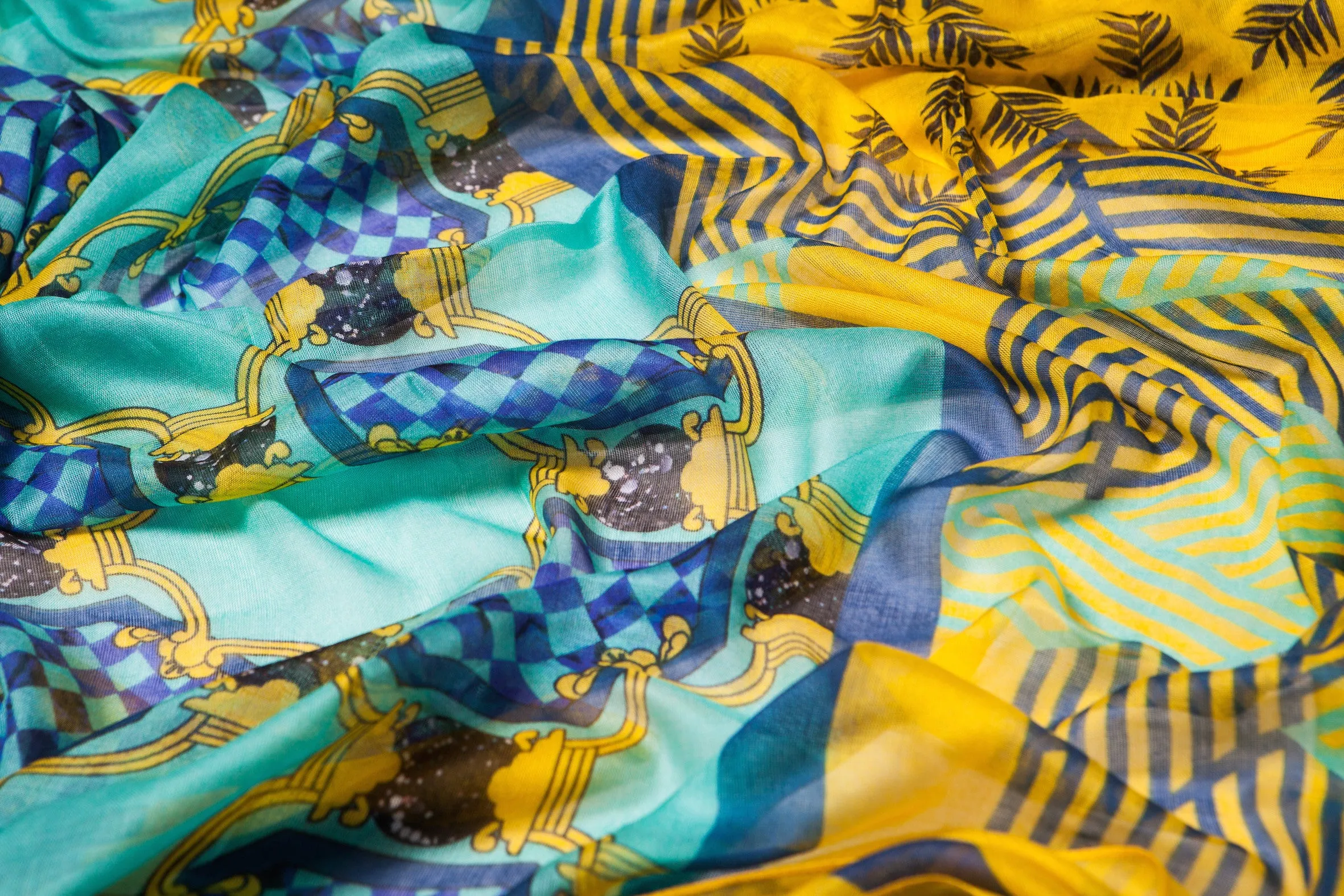 Forme Jaune Turquoise Modal Scarf