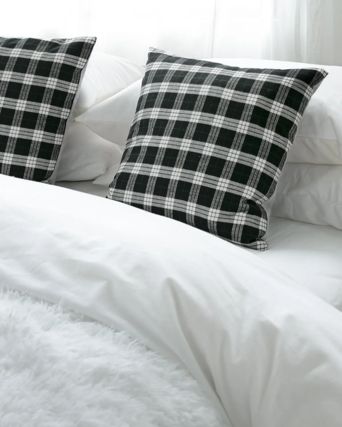 Hunter Flannel Cushion