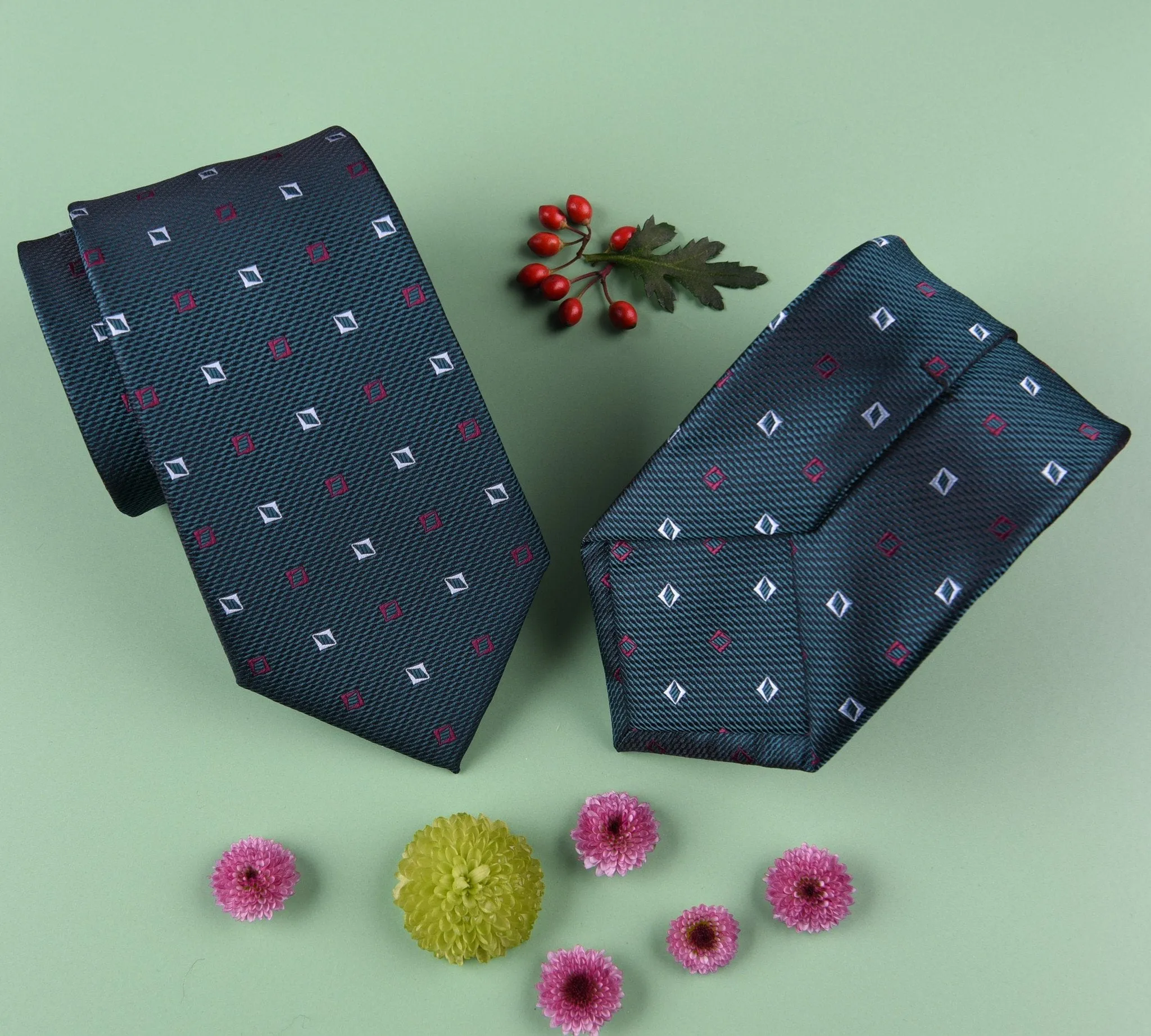 Magenta Inverted Diamonds Geometric Teal Green Woven Tie 3"