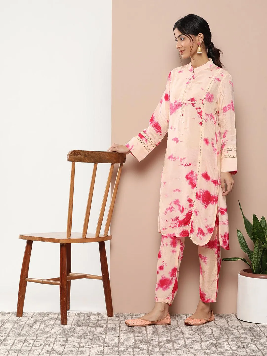 Muslin Tie And Dye Printed Kurta Pant Set With Organza Dupatta