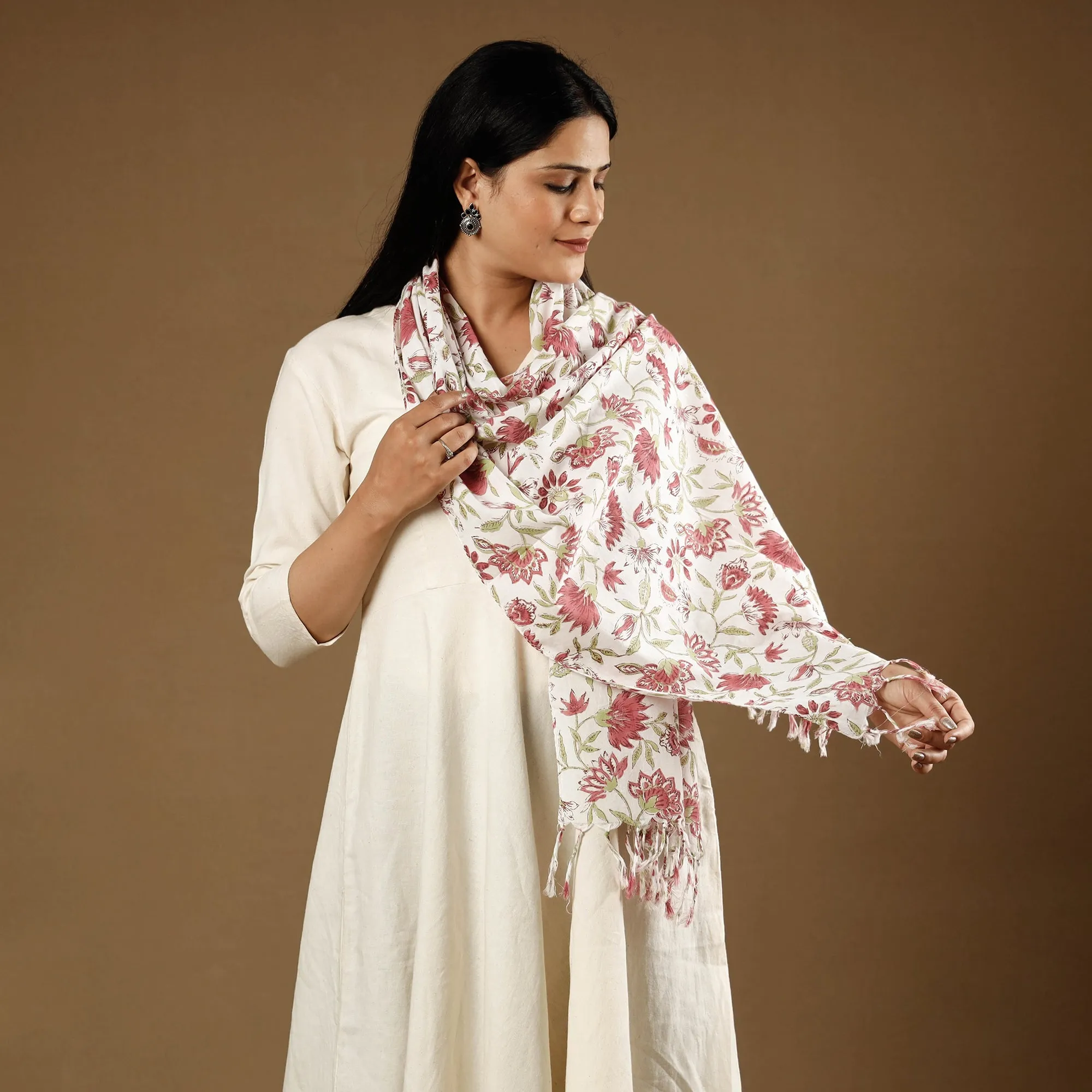 Pink - Bel Red With White Sanganeri Block Printed Cotton Stoles With Tassels